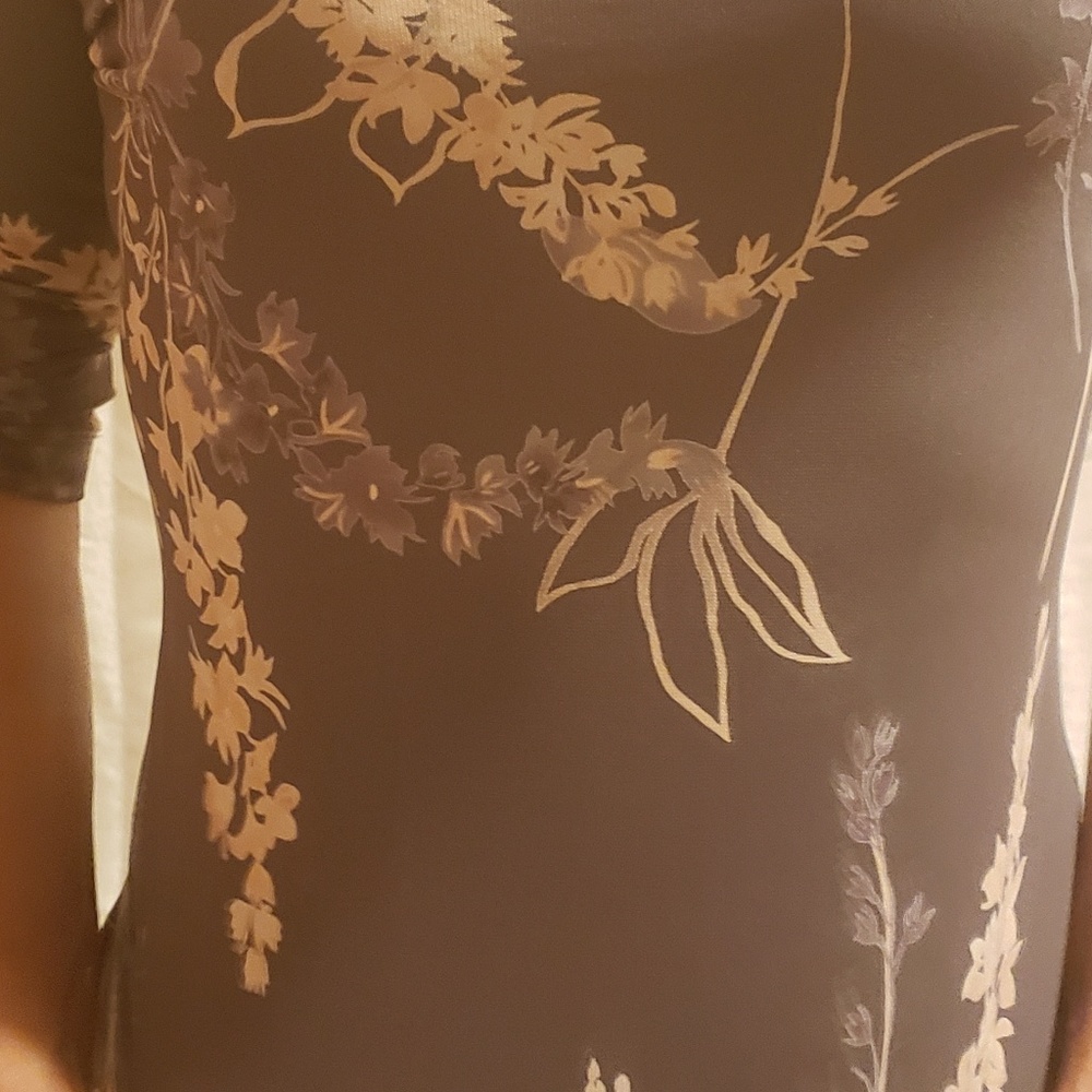 Beautiful blouse - Picture 2 of 2